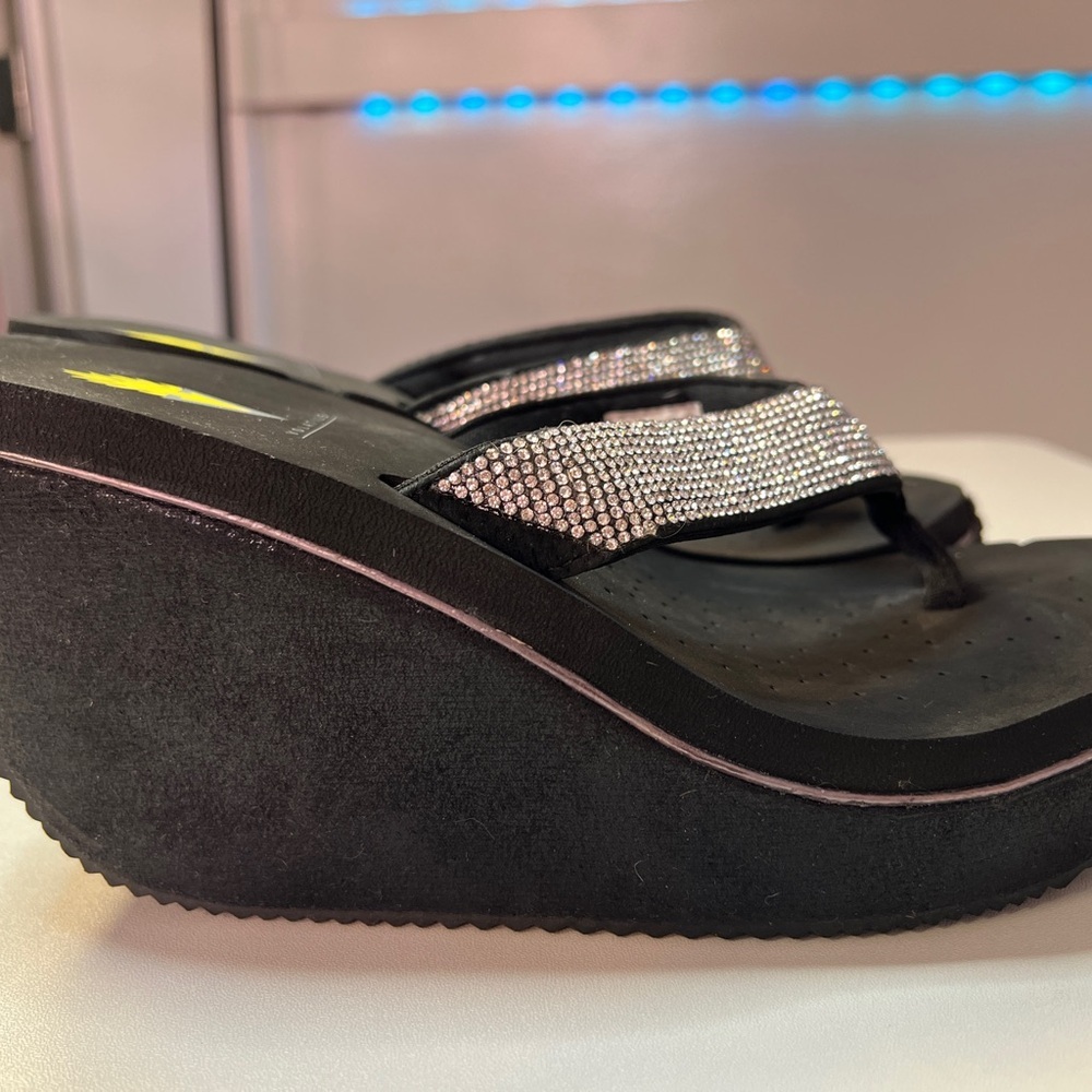 Volatile Glimpse Black Wedge Sandals with Rhinestone Straps - Picture 4 of 6